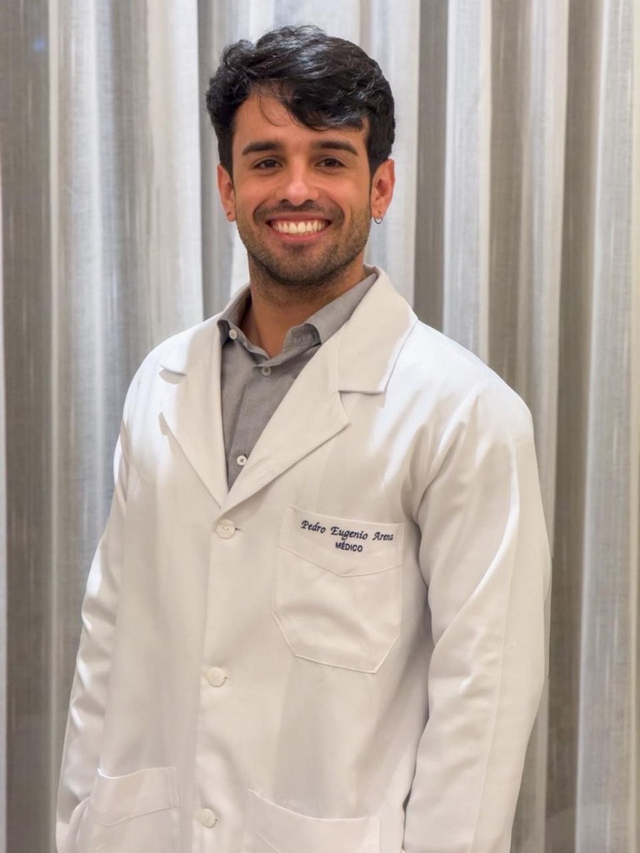 Dr. Pedro Eugenio Mendes Arena Soares, oftalmologista com atuação em retina na Meditag Plus